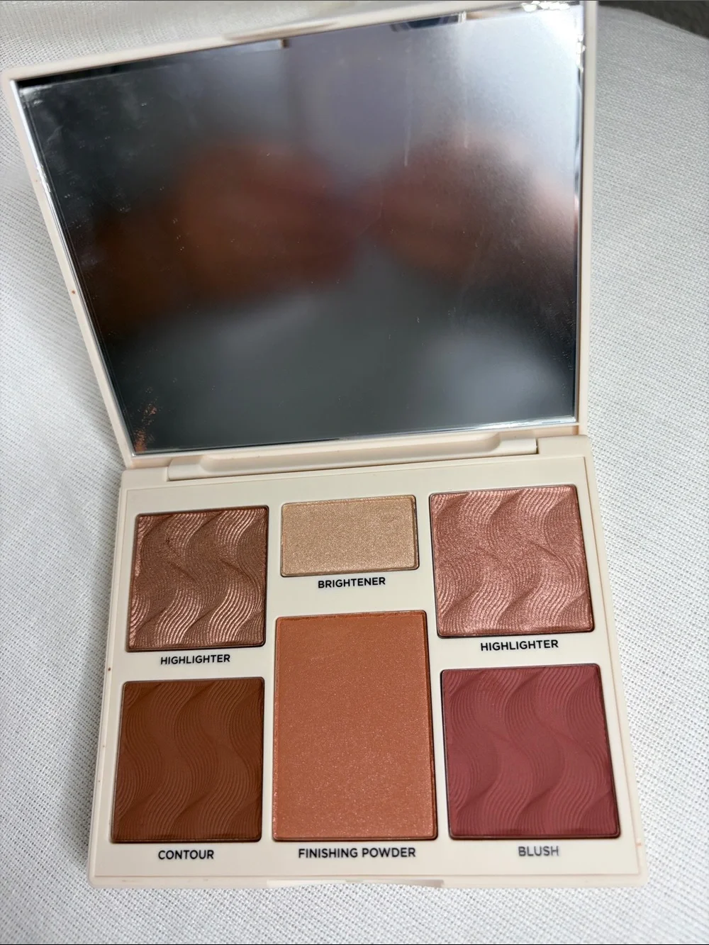 COVER FX Compact Bronzer Case in Pale Pink-Beige with Black Logo